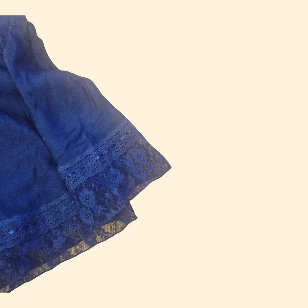 Intimately Free People Solid Navy Peony Lace Trim Shorts Navy Blue L FP129062CY - Picture 2 of 5